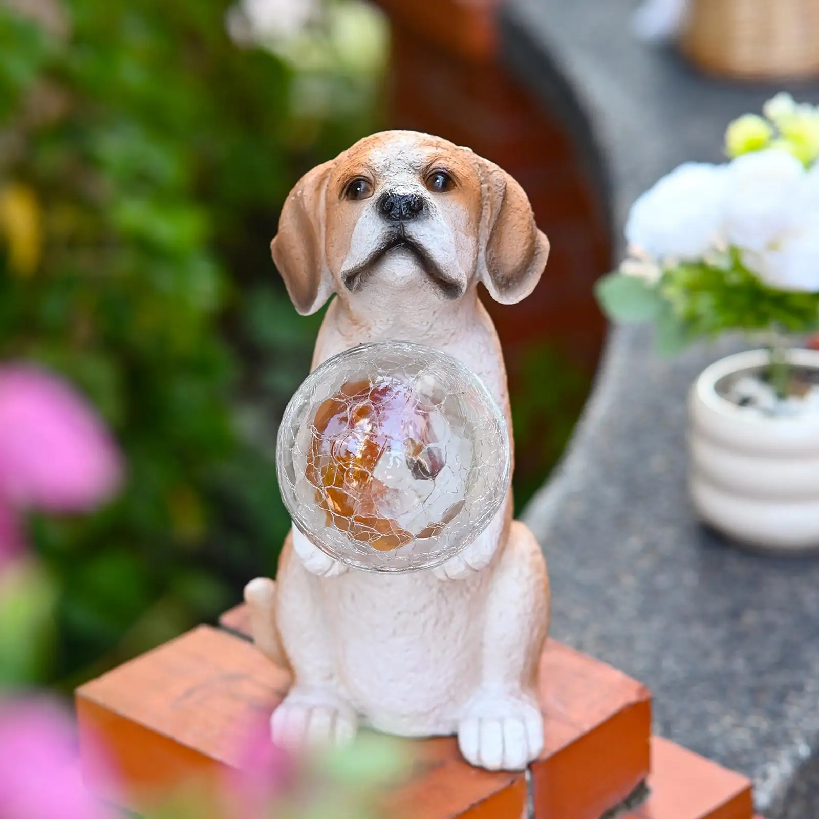 Outdoor Solar Dog Figurine Resin Animal Sculpture Unique Garden Decoration Light for Yard Lawn Balcony