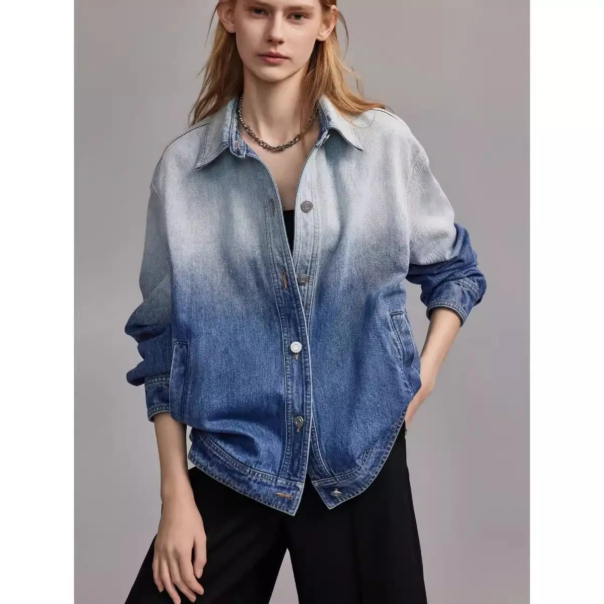 

French Style Design Loose Gradient Denim Short Jacket For Women In Autumn 2025, New High-End Long Sleeved Shirt Top