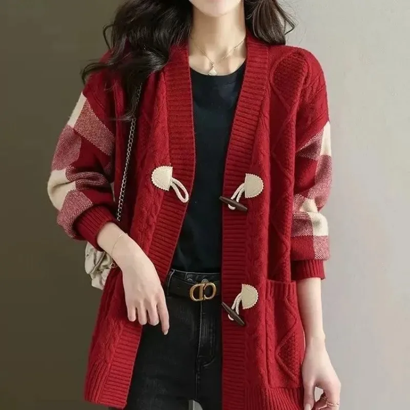 

New Autumn Winter Designs Chic Knit Cardigan Women's Sweater Soft Long Sleeve Tops Slim Fit Short Coat Trend Cropped Cardigans