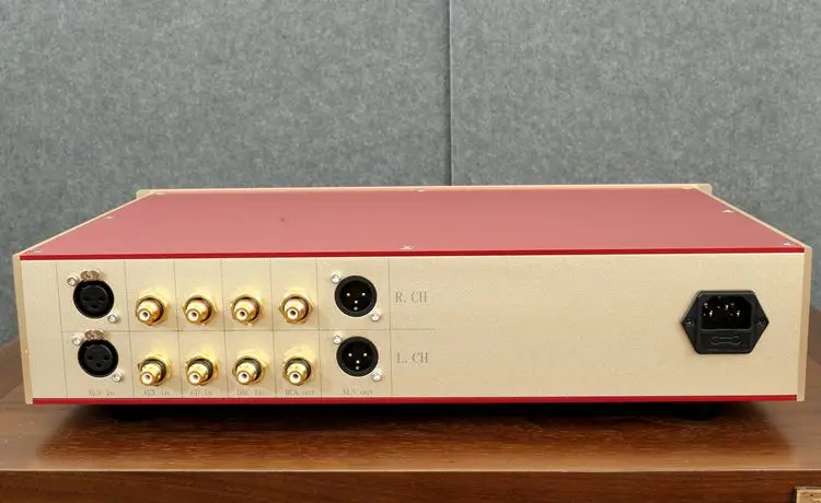 The Latest Refer to the FM255 flagship preamp line fully balanced fever preamp, signal-to-noise ratio: 125dB balanced output