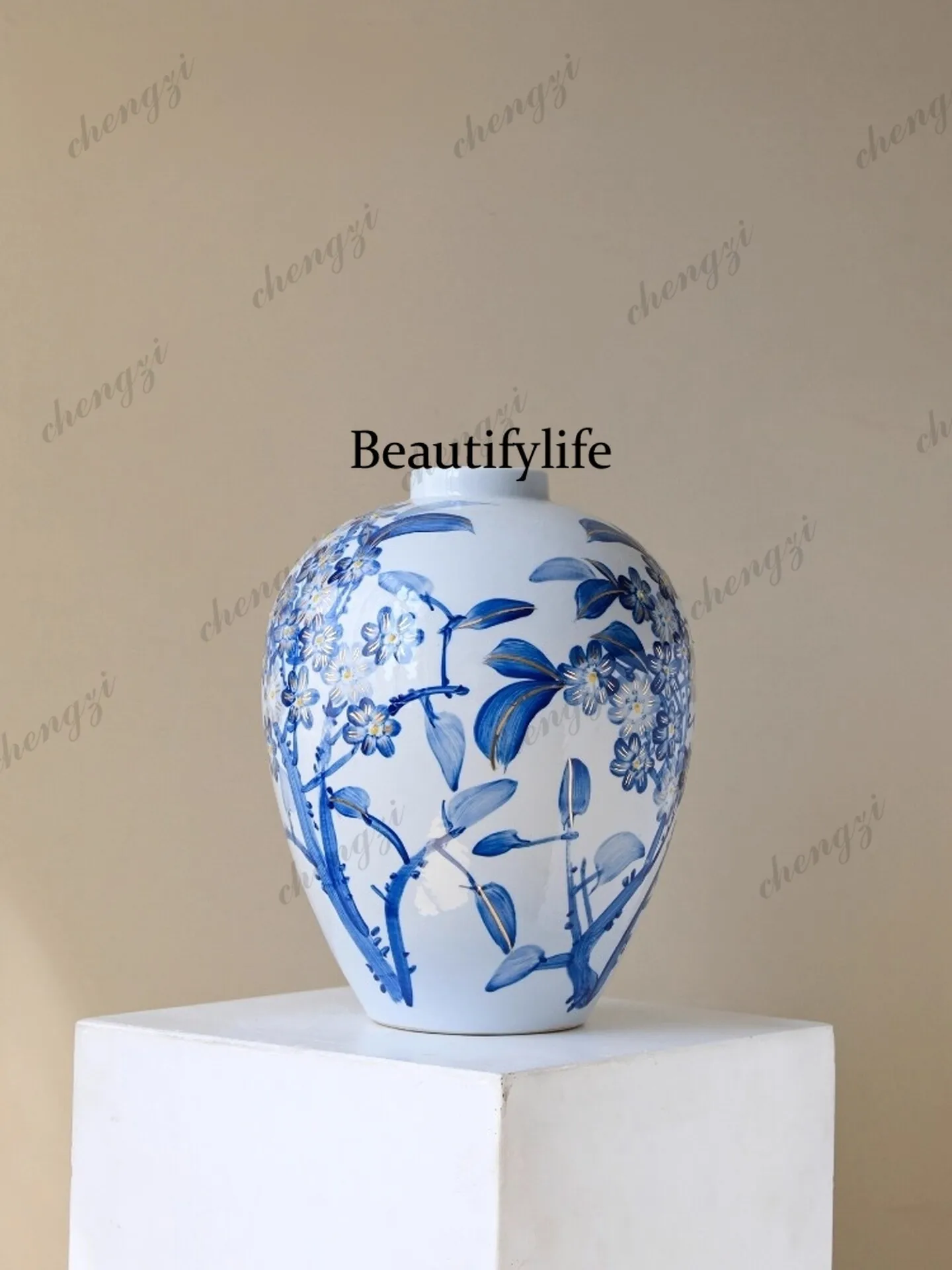 Chinese ceramic vase blue and white porcelain ornament retro ceramic pot hydroponic utensils light luxury high sense