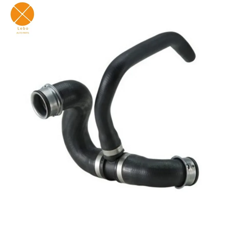 9065011482 9065013082 Lower Radiator Coolant Hose for M-ercedes-Benzss F-reightliners S-printerss 2500 L4 2.1L A9065011482