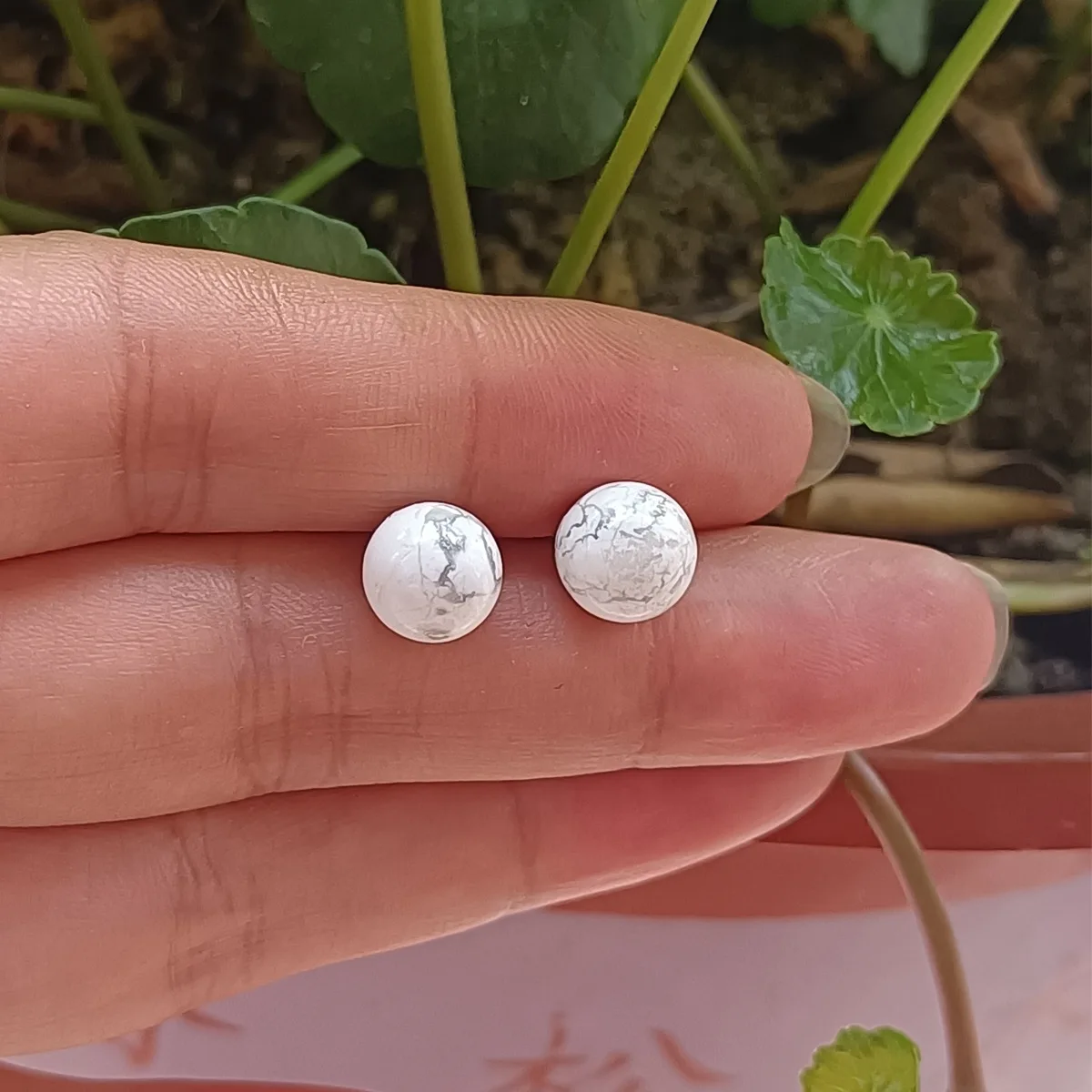 Natural Stone Turquoise Blue Round Beads Earring Women Fashion Simple Stainless Steel Crystal Ear Studs Strawberry Quartz Ball