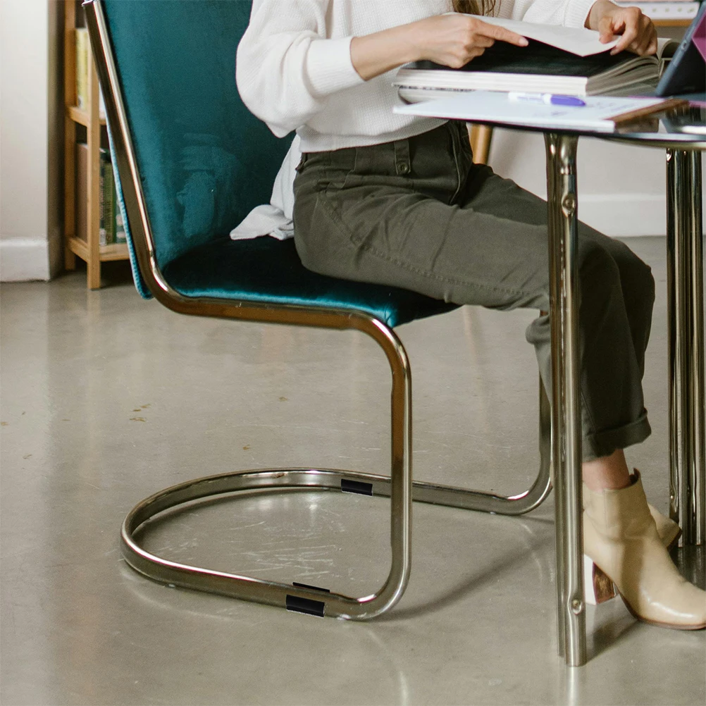 5個 22mm ブラック + フェルト U字型フリップエッジ椅子脚プロテクター 滑り止め 再利用可能 静音 耐摩耗性 フロアプロテクター、家具