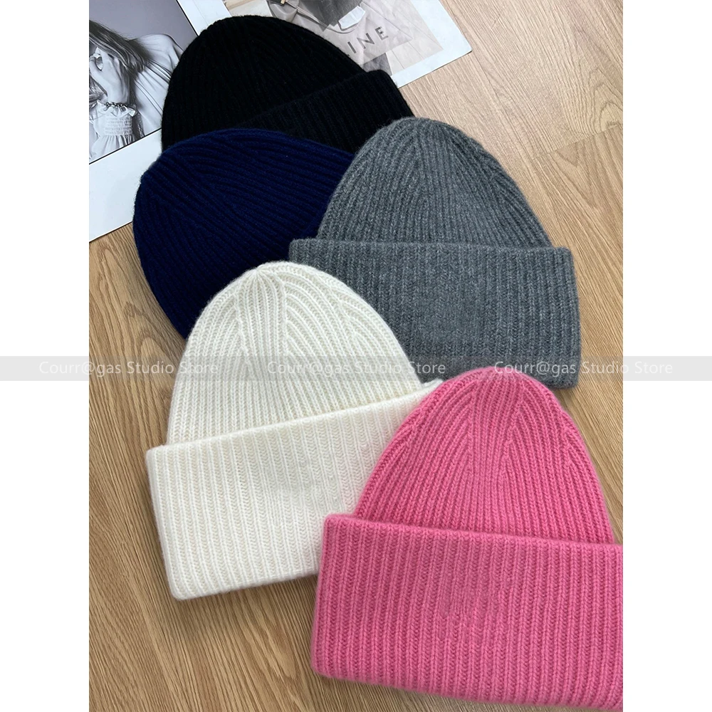 

Autumn and winter fashionable simple solid color knitted wool warm hat