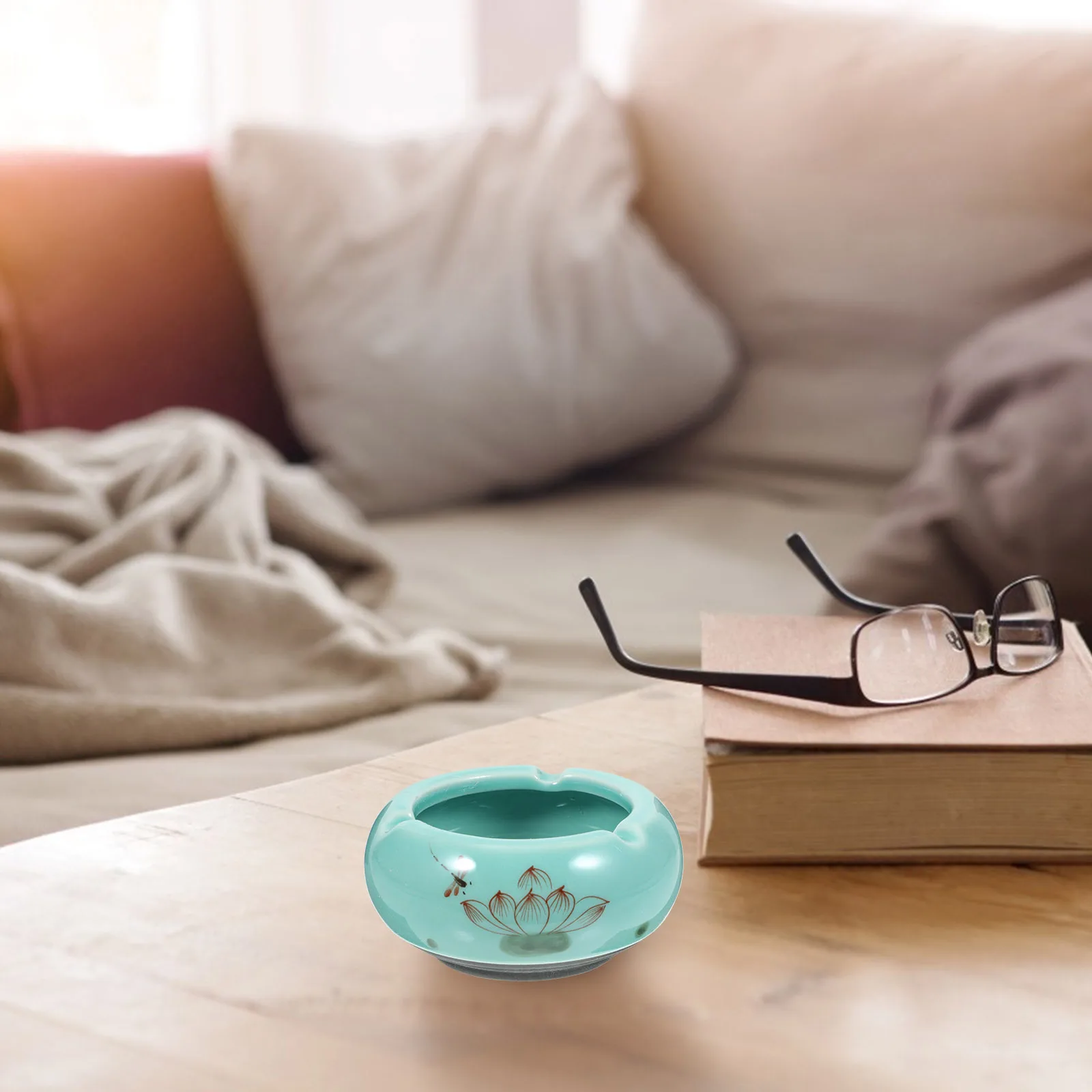 

Ceramic Ashtray Hand-painted Ashtray Glazed Ashtray Ceramic Hand-painted Glazed Ashtray