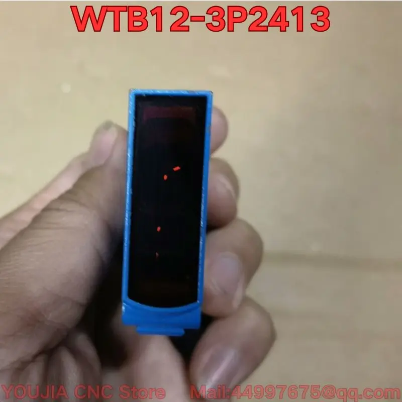 Second-hand WTB12-3P2413 photoelectric sensor function test is normal