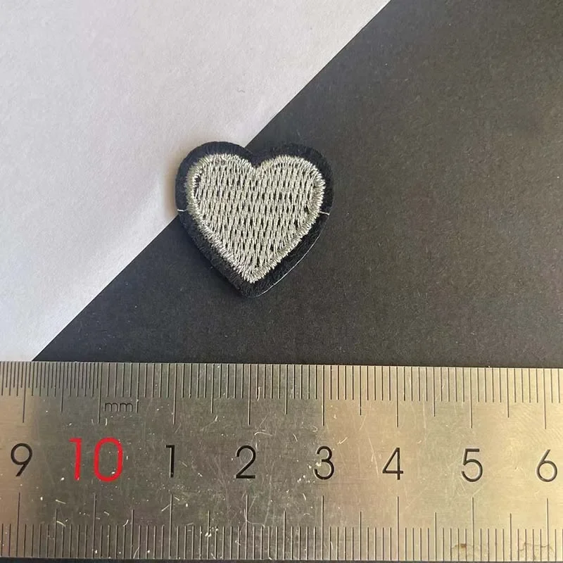 5PCS/2.2*2.2CM Cute Heart Applique Fabric Embroidery Iron On Patches,Cloth Repair Stickers Sewing Patch For Shoe,Shirt,Clothing