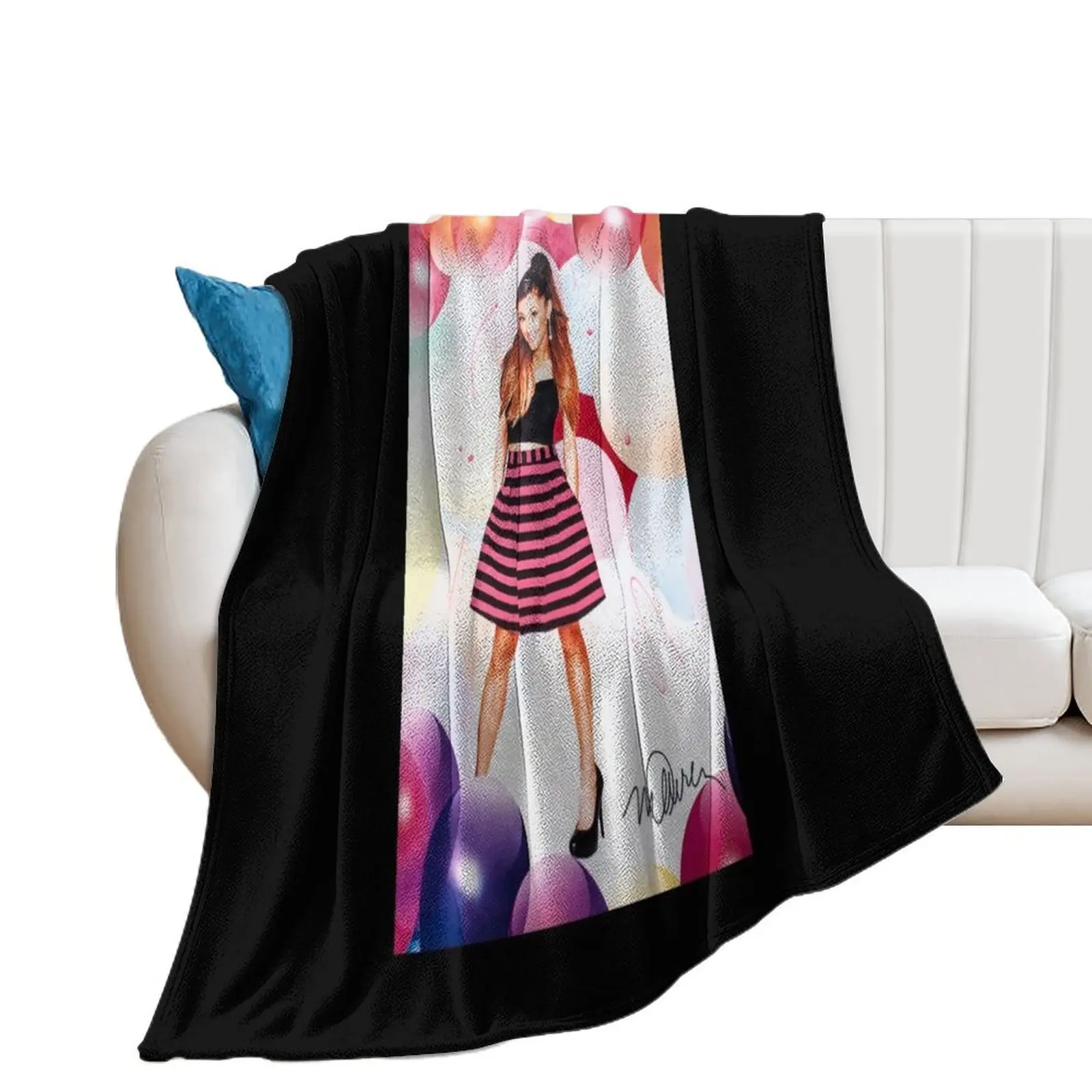 Ariana Grande a?? Sweet & Stylish Pop Princess Throw Blanket Blankets For Sofas Luxury Throw Picnic Blankets