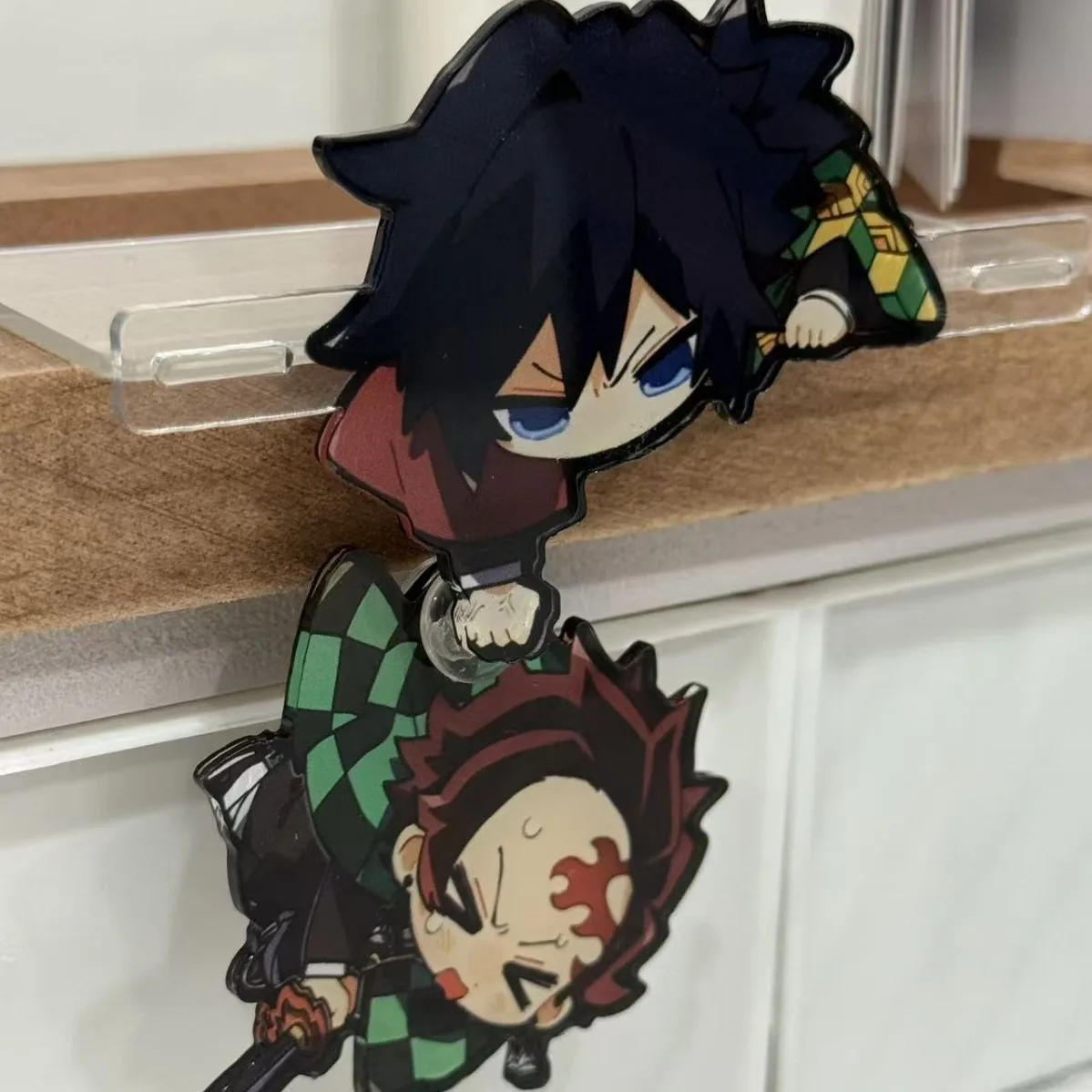 Demon Slayer Acryl-Anime-Peripherie-Ornamente: Tomioka Giyuu unterstützt Kamado Tanjirou – Geschenk für Fans, 4-6 cm, niedliche Kawaii-Spielzeuge
