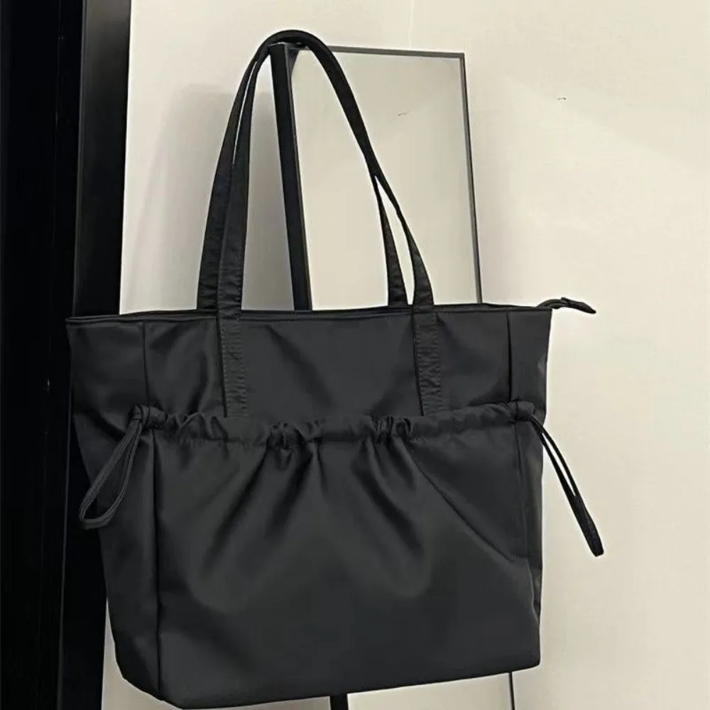 

Zipper Nylon Shoulder Bag Drawstring Japanese Style Versatile Commuting Handbag Multi-Pocket Solid Color Large Capacity Tote Bag