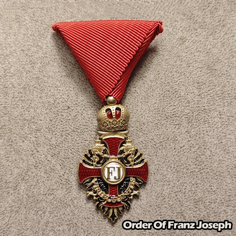 Knight's Level Austrian Empire Franz Joseph Medal Copper Badge Collectible Replicas
