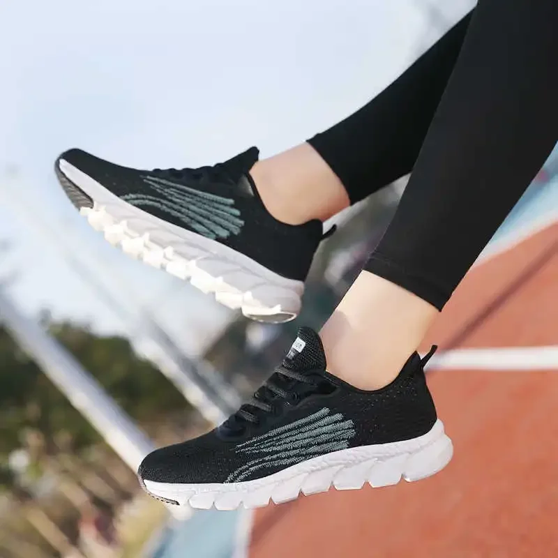 Pelle PU aumenta l'altezza Scarpe con tacco largo Stivale da tennis Donna Tacchi alti 46 Sneakers Sport Offerte stagionali popolari