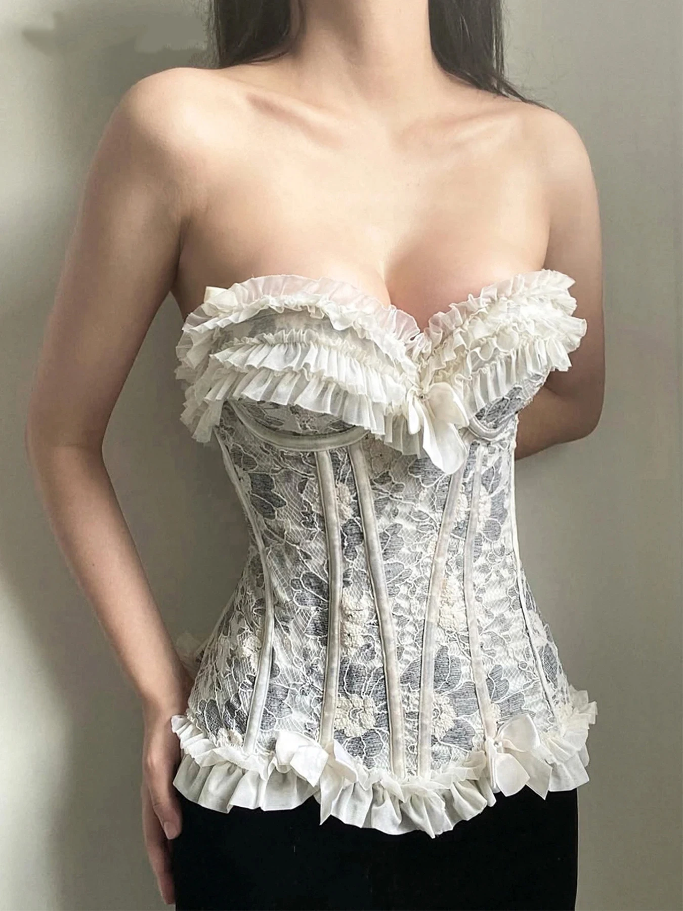 

Women's Retro Lace Sweet Spicy Corset Tube Top French Solid Color Slant Collar Sleeveless Vest Stage Catwalk Performance Costume