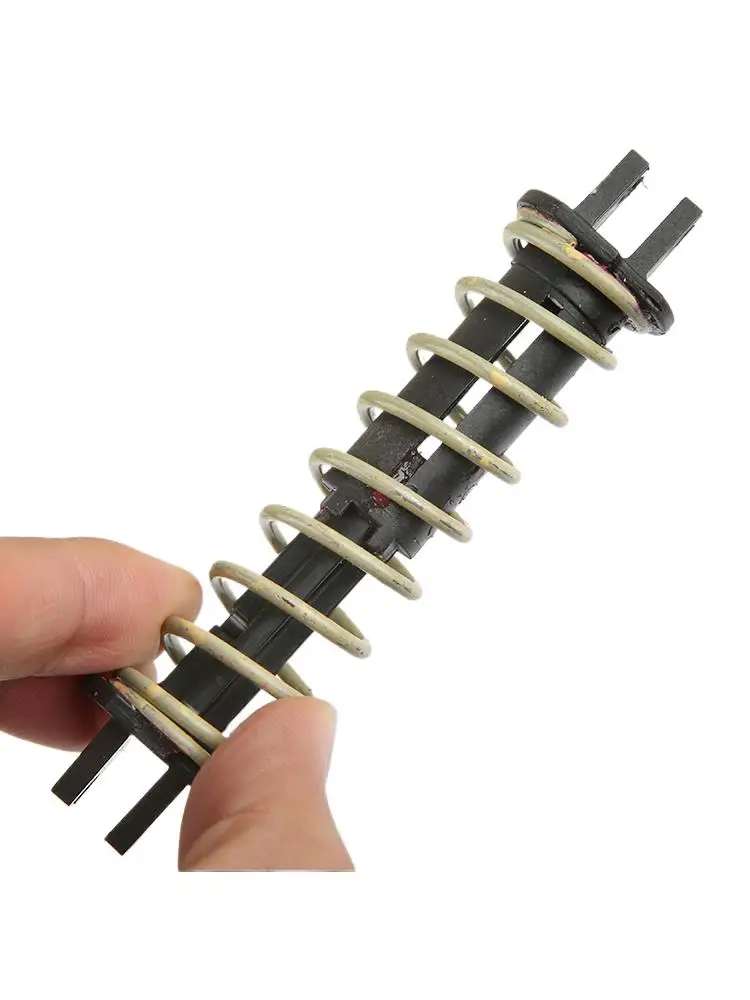 Suitable for Peugeot 206 207 307 Citroen C2 Sega 308 Triumph 408 clutch pedal return spring