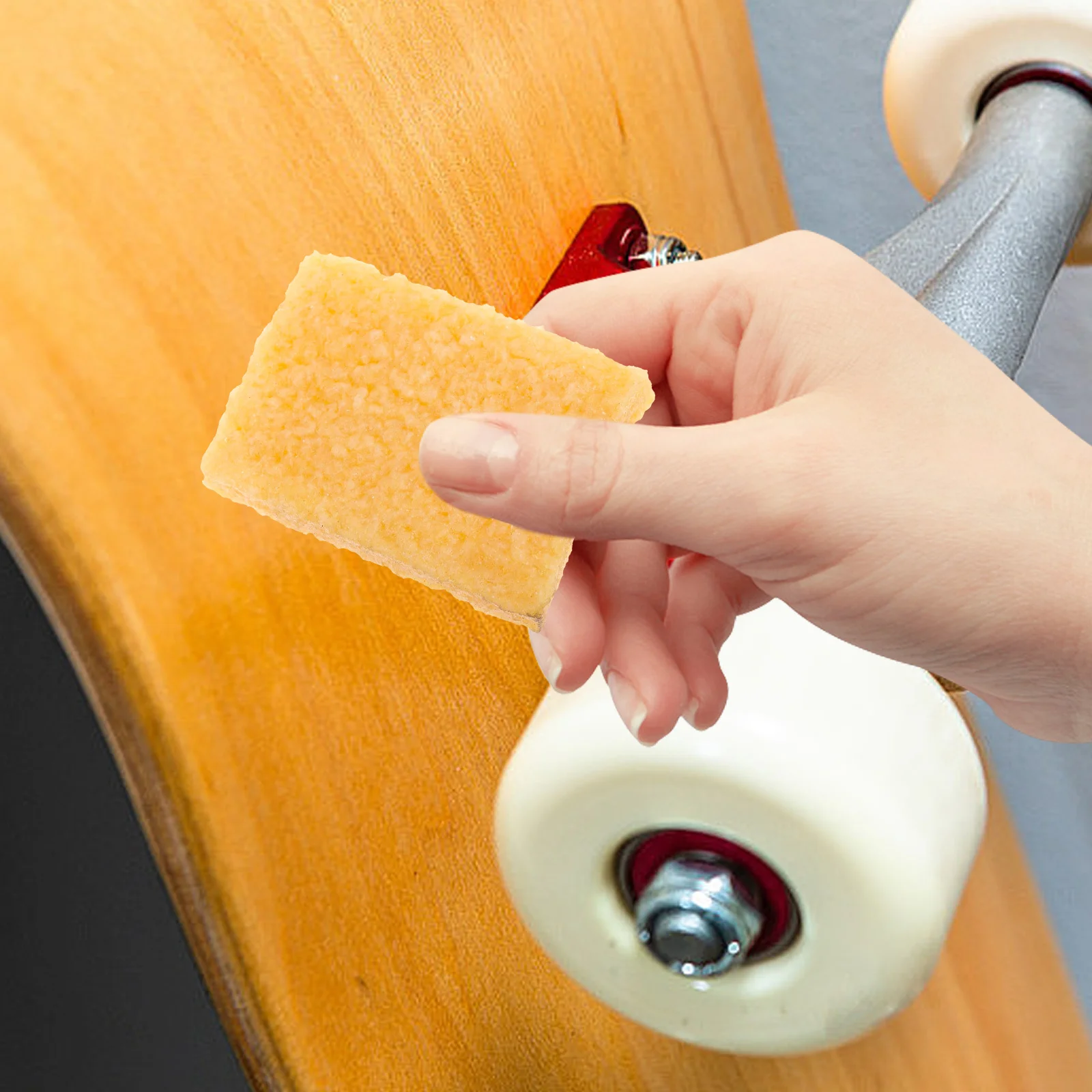 

10Pcs Rubber Skateboard Sandpaper Cleaner High Efficiency Grip Tape Debris Remover Compact Lightweight Outdoor Use Supplies