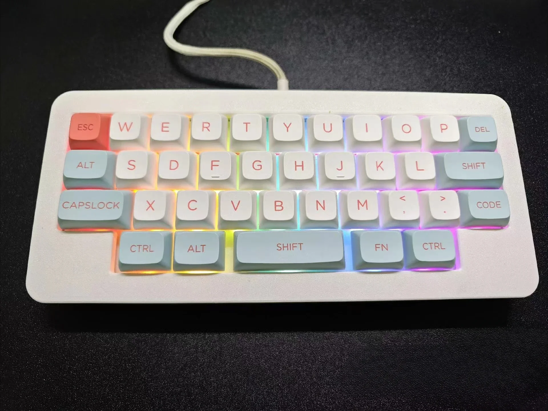 Planck40 40%Configuration Keyboard Kit Custom RGB Single-mode Hot-swap QMK Keyboard Support Vial Change 4-layer DIY MX Switch