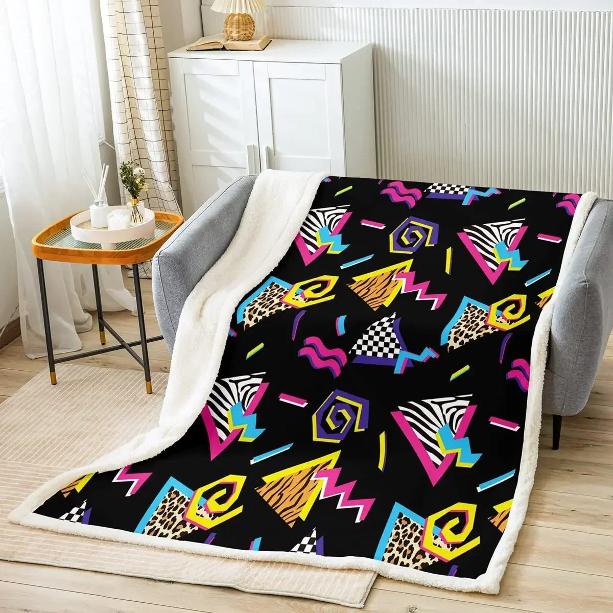 

Memphis Throw Blanket, Retro 80s 90s Bed Blanket Funky Flannel Blanket Memphis Style 80s Backdrop picnic blanket