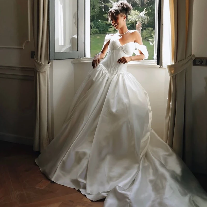 فساتين زفاف Eightree بيضاء على شكل حرف a على شكل قلب بدون أكمام مشد خلفي فستان الزفاف للنساء فساتين حفلات الزفاف حسب الطلب