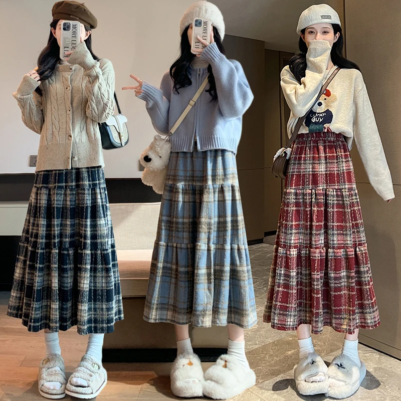 

Woolen plaid half skirt for women in autumn and winter 2023, new high waisted slim A-line mid length umbrella skirt cake skirt