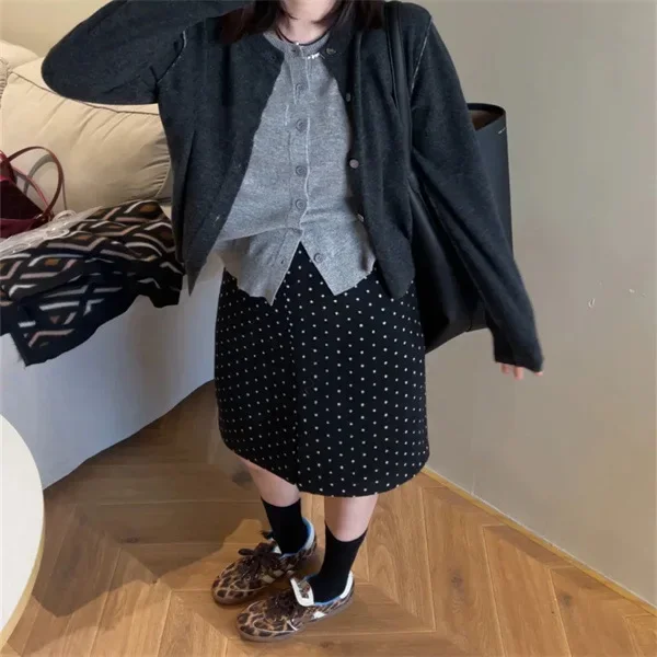 Black Dots Slimming High-Waisted Plus-Size Women's Skirt 2024 Autumn Anti-Exposure Hip Covering Short Mid-Length Skirt