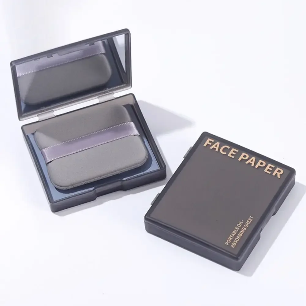 Carta rinfrescante per l'assorbimento dell'olio per il viso con soffio di polvere e strumento per la cura del viso per il controllo dell'olio a specchio Carta per il viso morbida e delicata sulla pelle