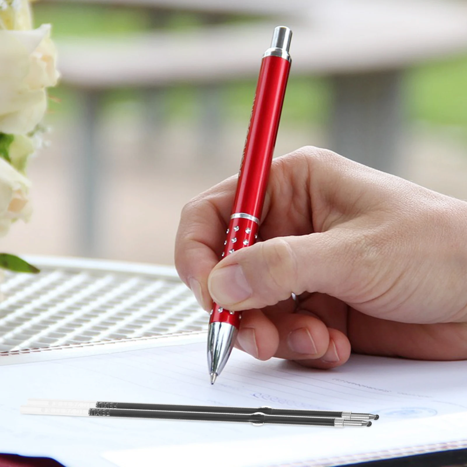 

100Pcs Retractable Ballpoint Pen Refills 0.7mm Black Ink Smooth Writing Replacement for Office School Supplies Stainless