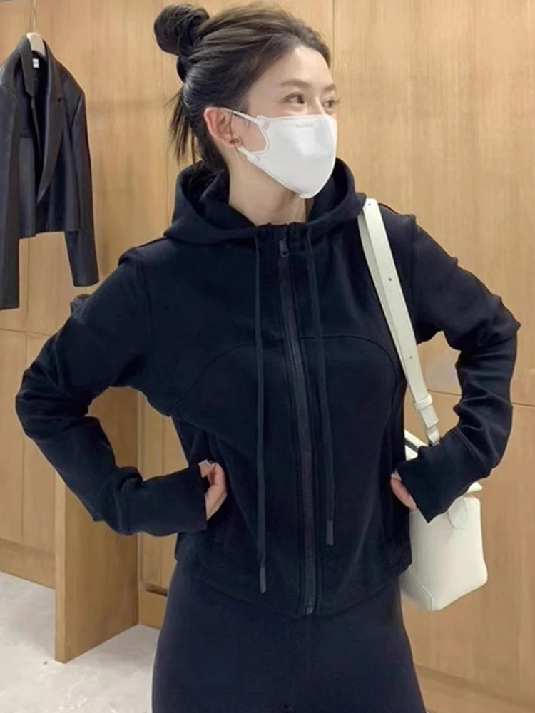 Długi kardigan z kapturem w jednolitym kolorze, wyszczuplający, zapinany na zamek, w stylu koreańskim, casualowy, wygodny, miękki top.