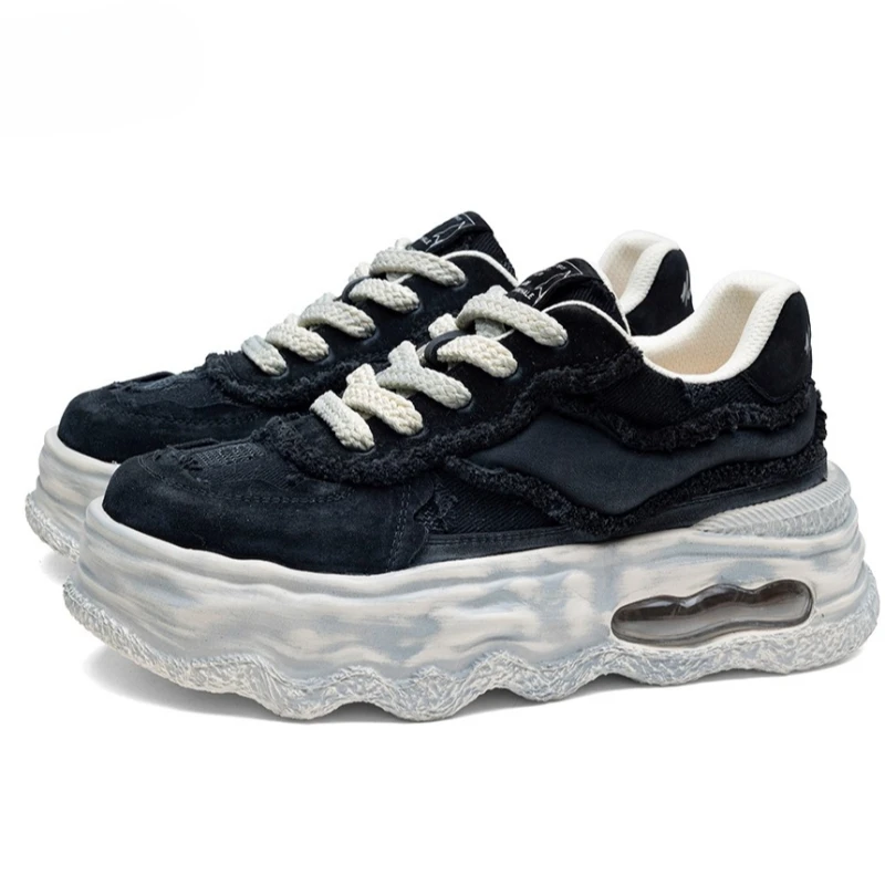 Men's Casual Sneakers Comfortable Soft Soled Breathable Heightening Shoes Sports Bread Shoes Leather Fabric High-top Board Shoes