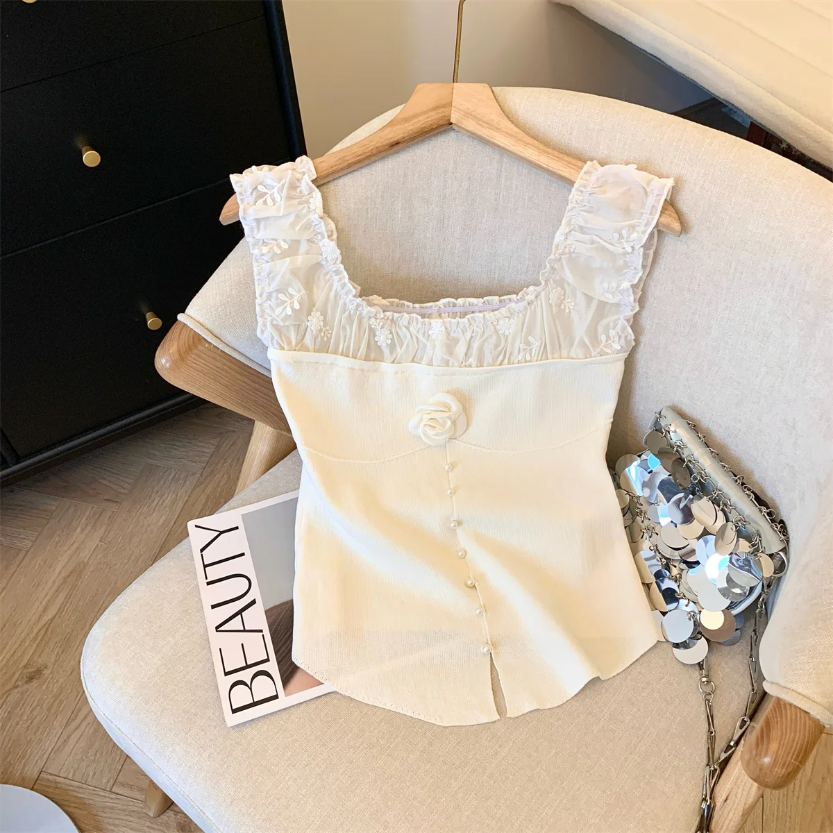 Korean Stylish Sweater Vest Women Summer Sleeveless Flower Slim Knit Tops Knitwear Elegant Fashion Ladies Jumpers 2024