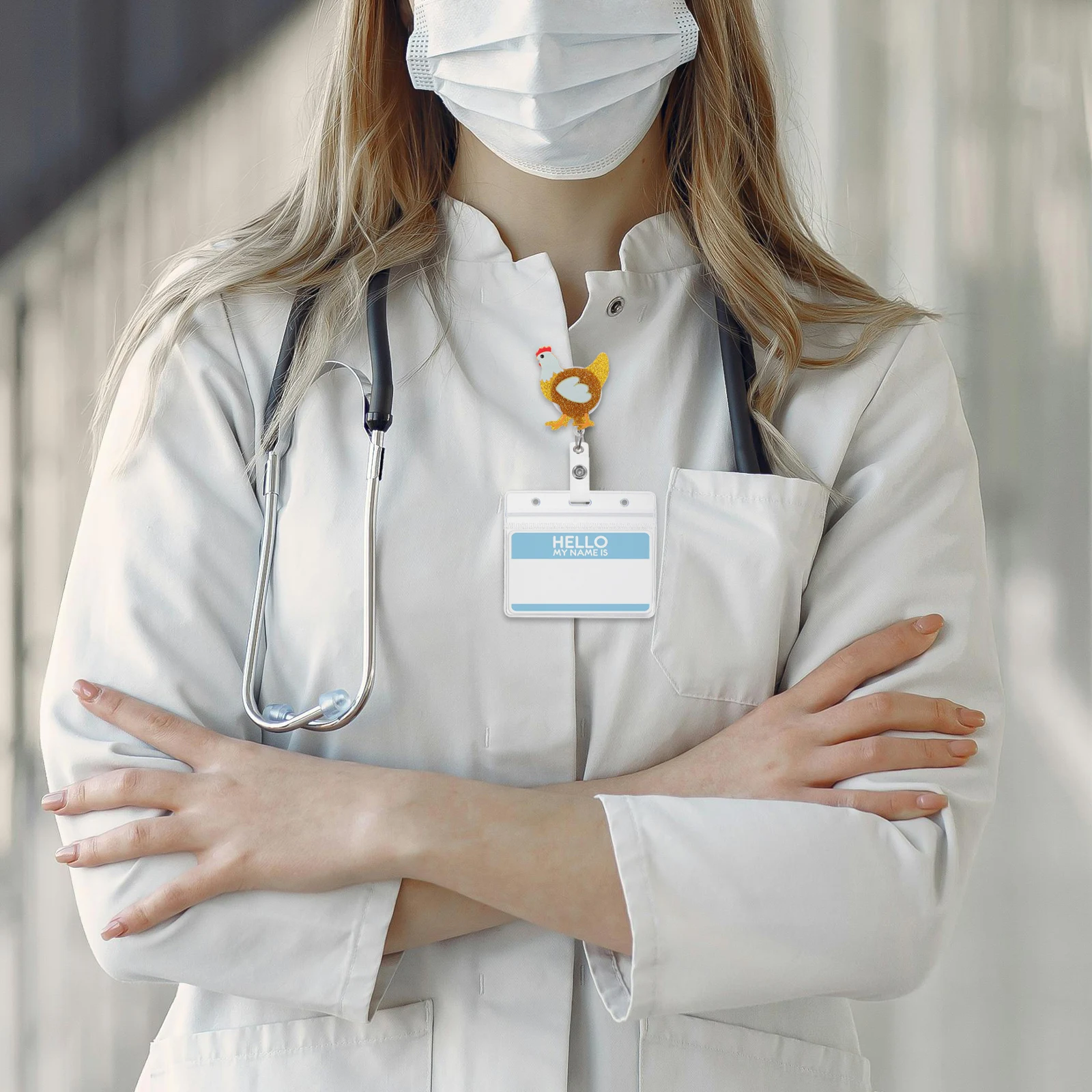 Porta badge retrattile con bobina per badge di pollo, carino e divertente clip a coccodrillo per personale medico da infermiera per insegnanti, studenti infermieristici