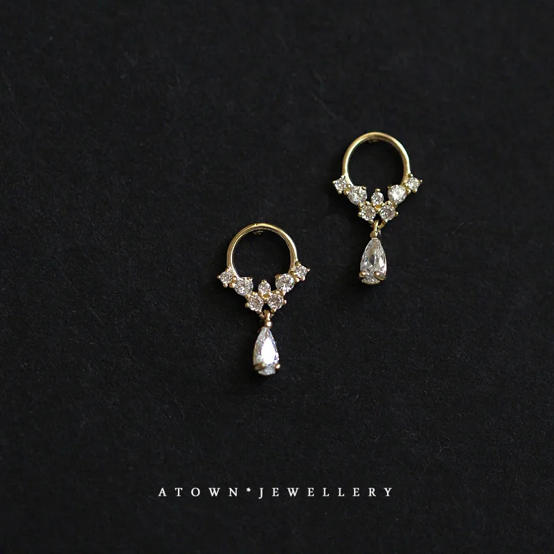 

VOQ Silver Color Korean Version Simple Flower Earrings Women Pave Zircon Cute Girls Jewelry Gifts