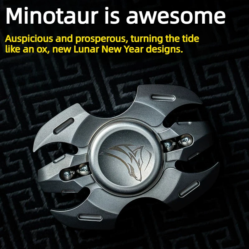 

WKEDC Minotaur Two-Leaf Buckyball Mechanical Metal Finger Spinner Stress Relief Toy