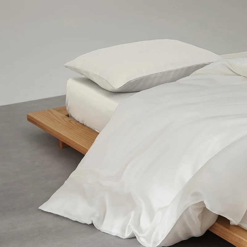 

1pc Solid White Duvet Cover,Softness Lyocell Fiber,Silky Cooling Home Hotel Quilt Cover,Hot Sleeper Bedding 200*230cm/79*90in