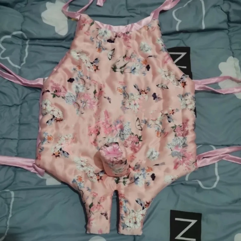 Мужской сексуальный розовый глянцевый шелковистый комбинезон с цветочным принтом на сенсорных бретелях, хлопковый пышный теплый ABDL, топ на бретельках, трусы, боди ручной работы