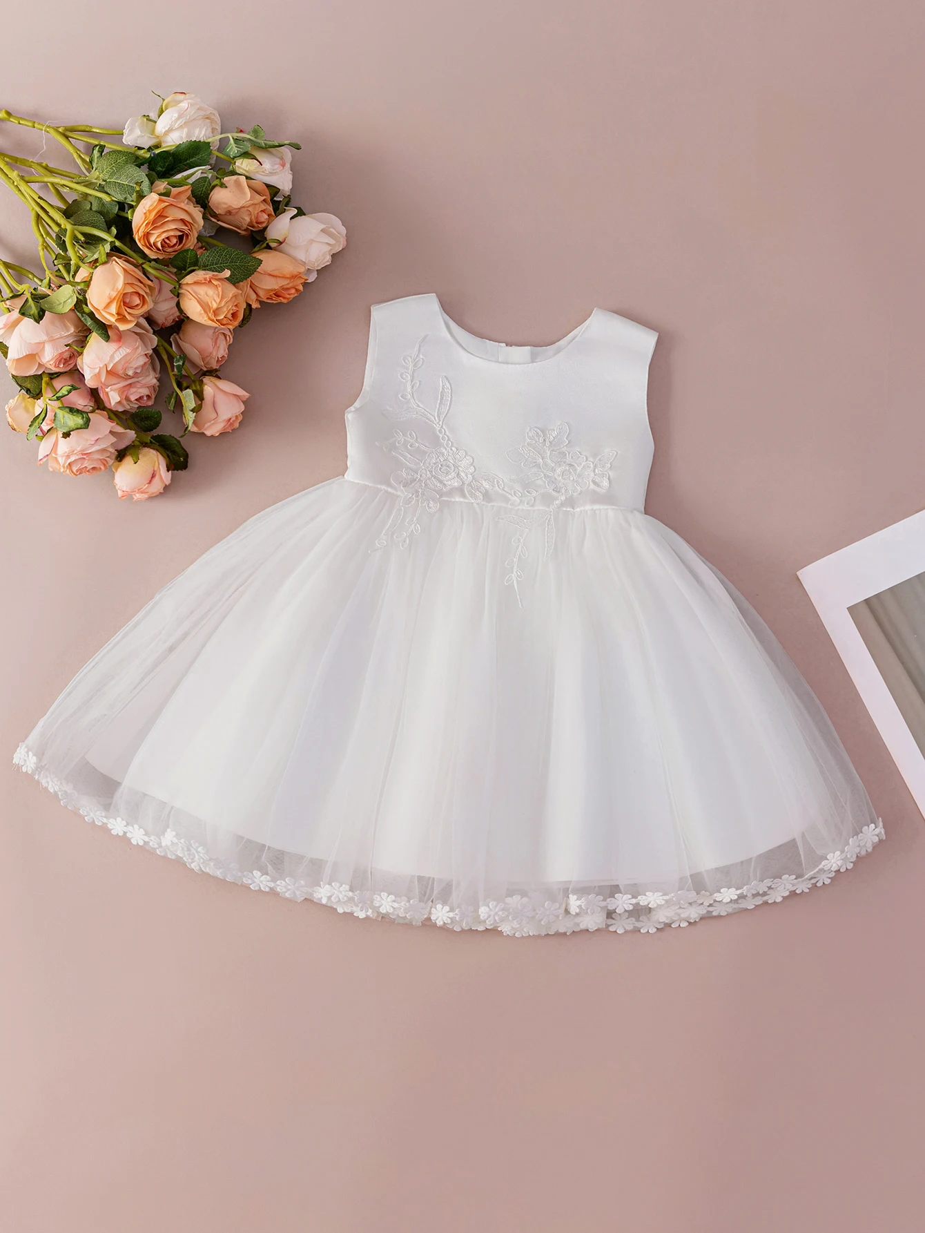 

White Embroidered Christening Dress for Baby Girls Aged 0-2 Years Suitable Weddings Floral Occasions