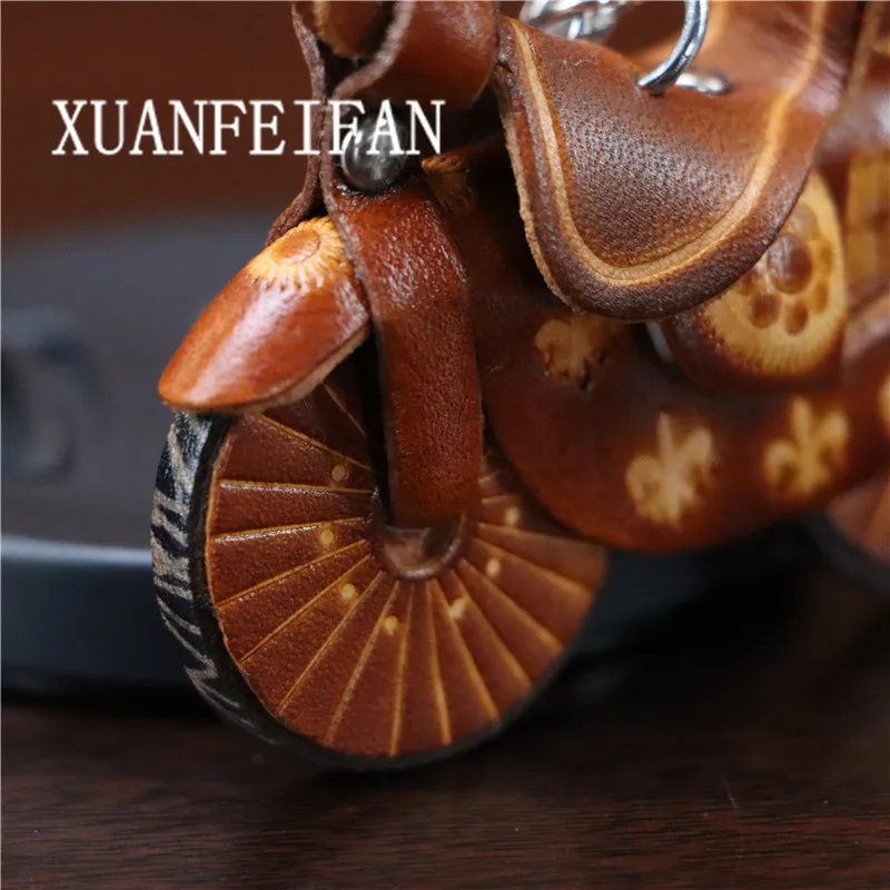 First Layer Cowhide Leather Creative Motorcycle Keychain Bag Charm Mini Motorcycle Motorcycle Charm Accessories Birthday Gift