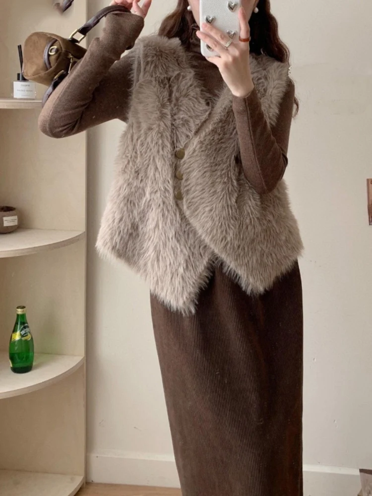 

2025 Women Clothing Imitation Mink Fur Vest New V-neck Irregular Double-breasted Tanks Korean Fashion Autumn All Match Waistcoat