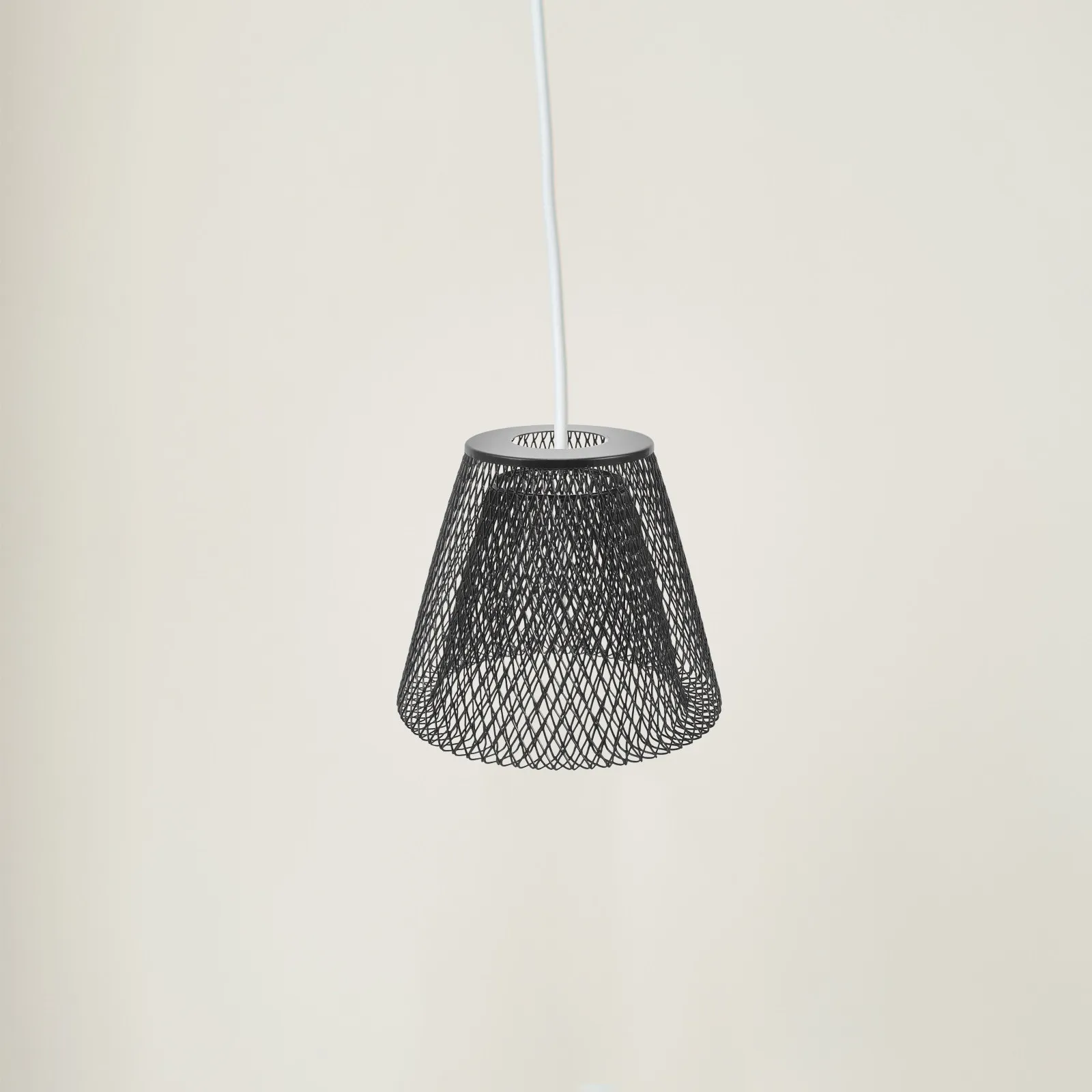 Metal Cage Lamp Shade Hollow Mesh Design For Pendant Ceiling Lamp Replacement Light Cover Decorative Shade