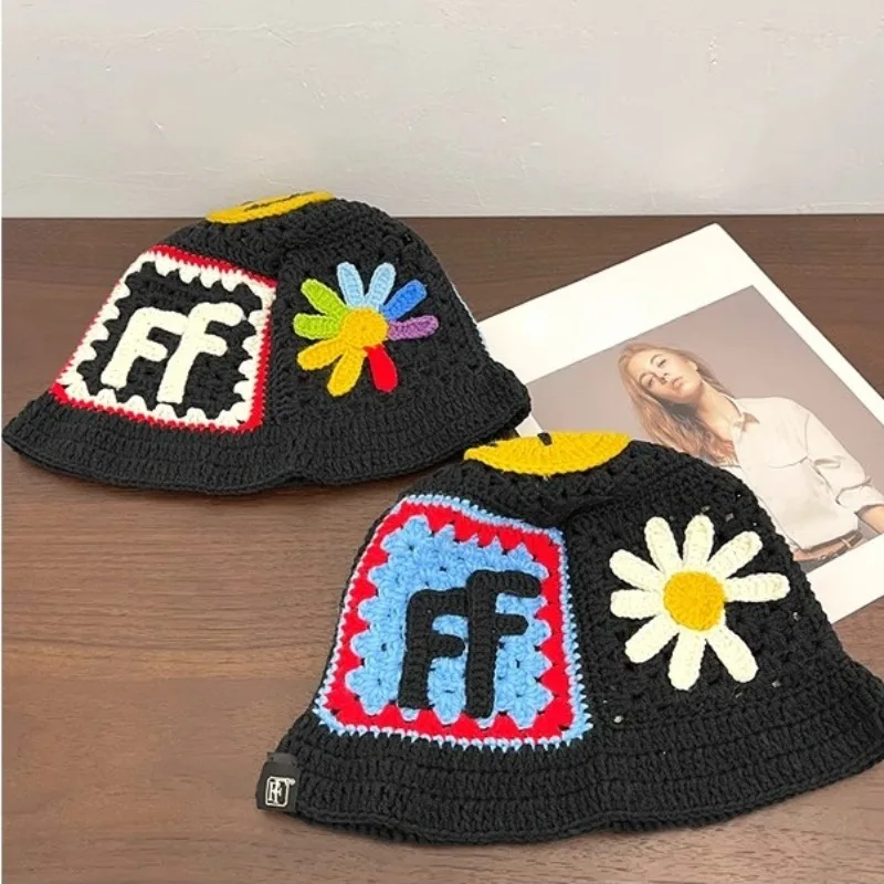 Korean Handmade Crocheted Flower Bucket Hat Women Spring Summer Travel Big Size Smile Face Personalized Knitted Bucket Hat view 6