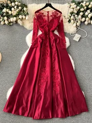 Vestido elegante de fiesta de noche para mujer, traje Vintage de malla con bordado Floral, manga larga, color rojo, ajustado