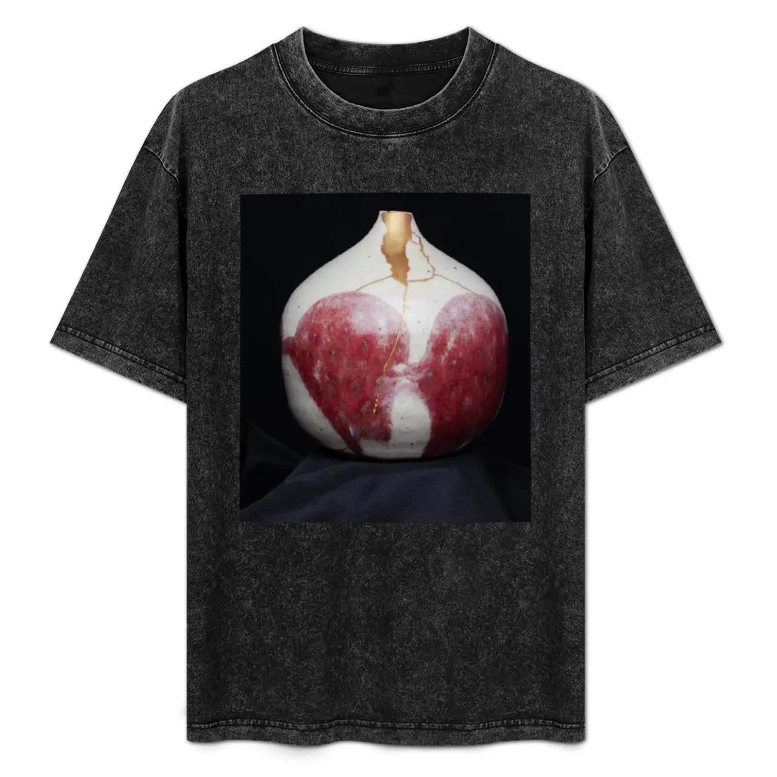 

Two hearts kintsugi gold T-Shirt cute clothes street wear rapper graphic tees Man t-shirt anime shirts men