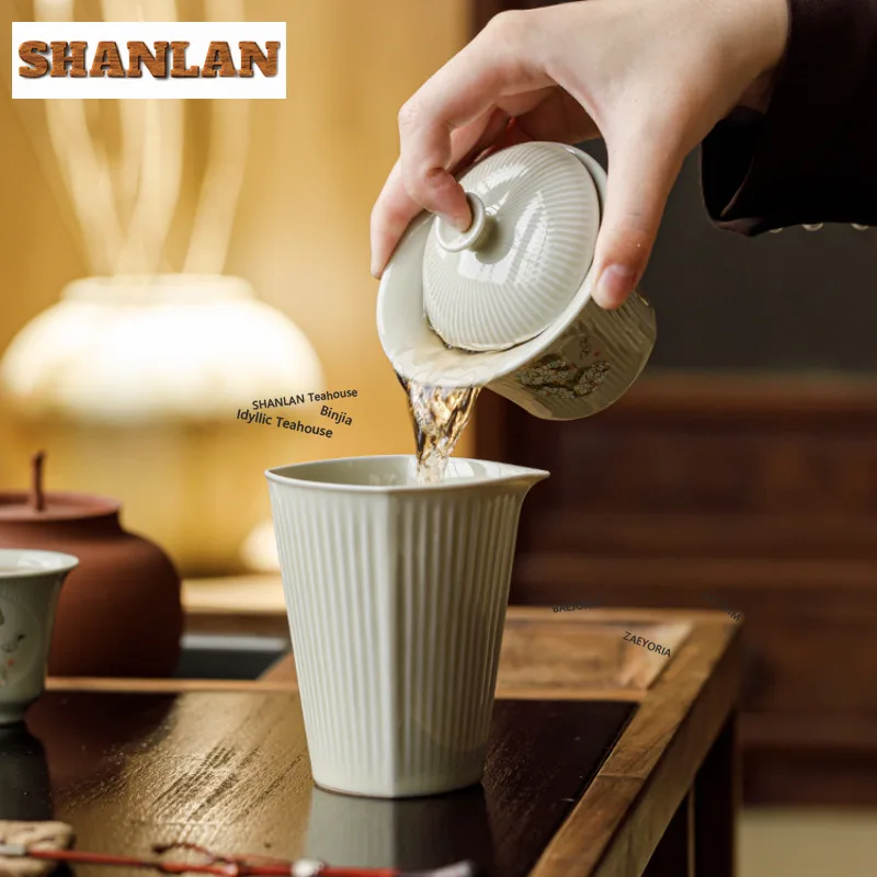 HOYIHM 125ml Honey Glaze Gaiwan Handmade Not Hot Tea Tureen Household Tea Bowl With Lid Kit Tea Maker Cover Bowl Teaset Gifts