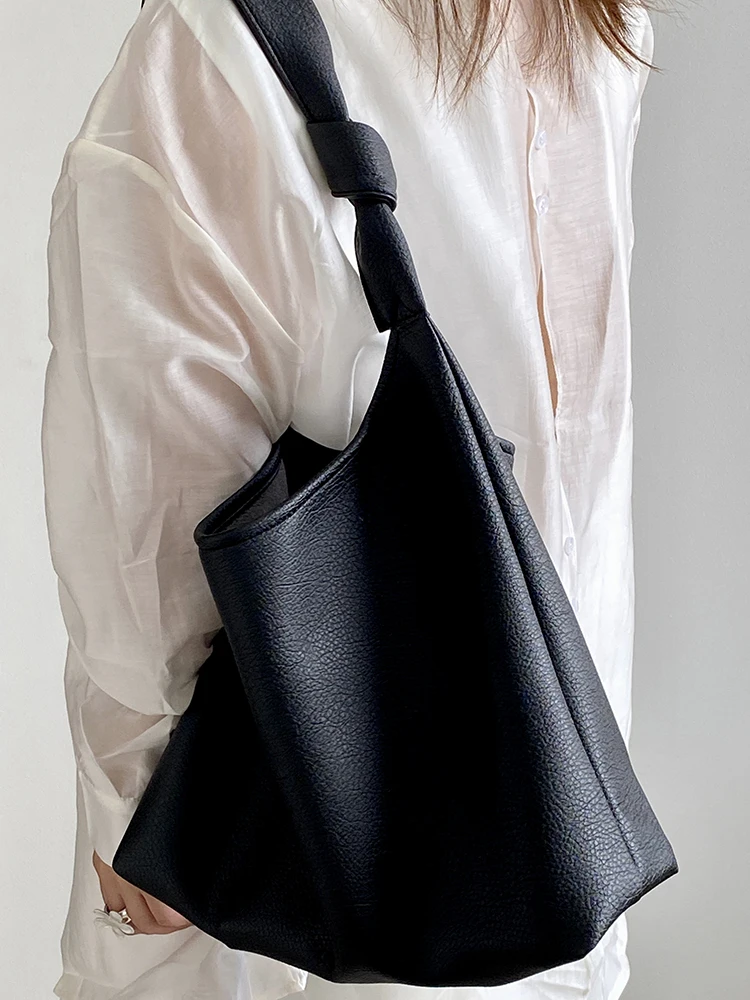 

Fashion Women's Shoulder Bag Texture Soft Leather Large Capacity Tote Bag Temperament Commuter Handbag Simple Underarm Bags