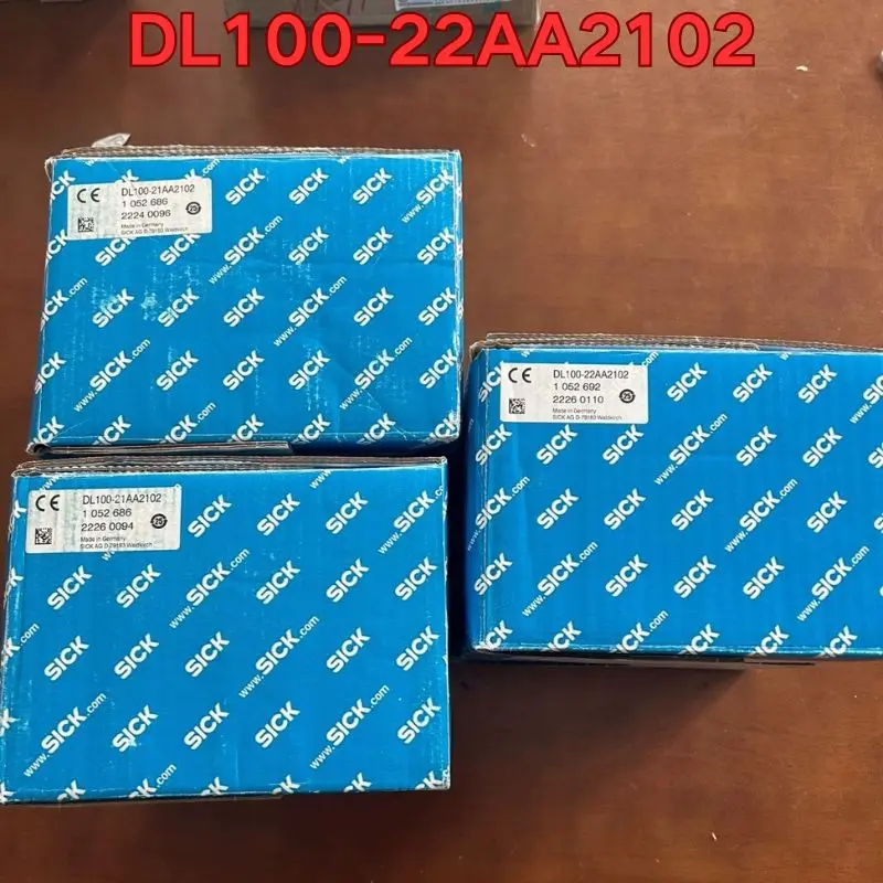 

Новый лазерный датчик DL100-22AA2102