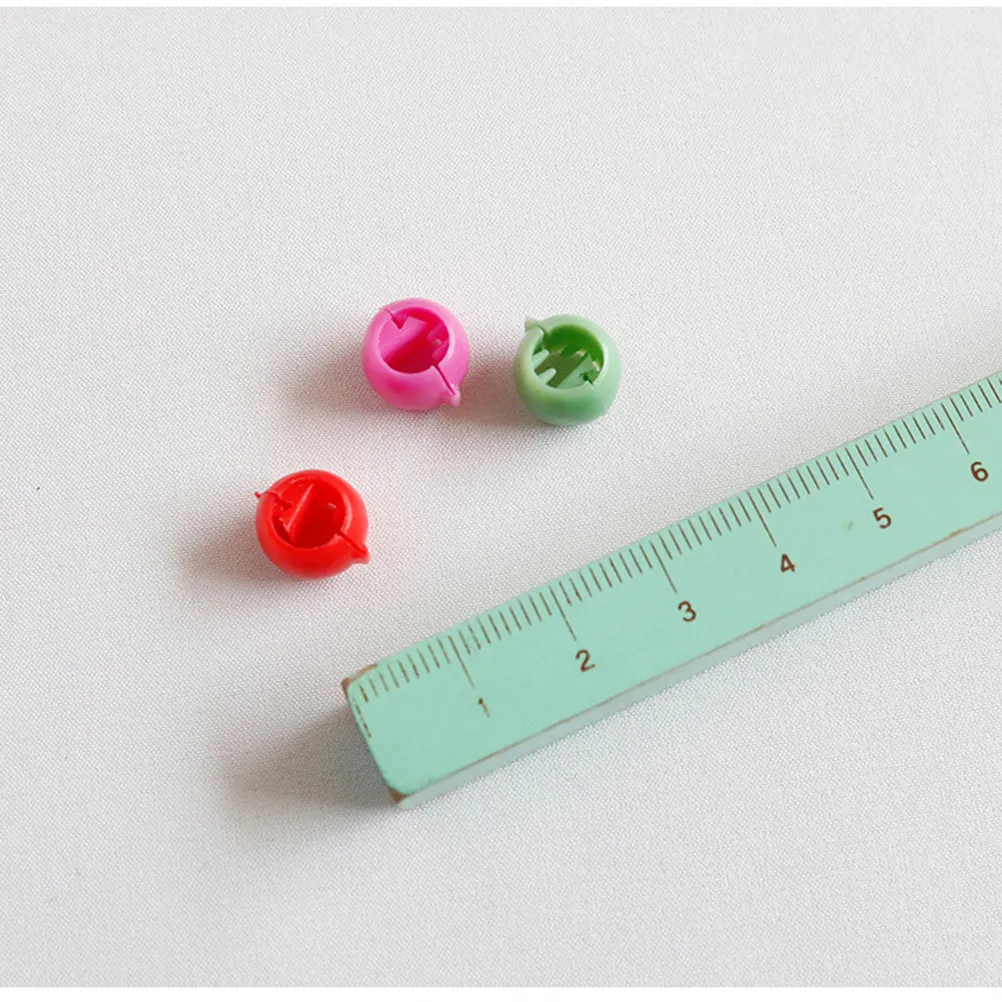 

300 шт. разноцветных круглых мини-заколок для волос, пластиковые зажимы-крабики для женщин, милые заколки-защелки для укладки, яркие, разных цветов