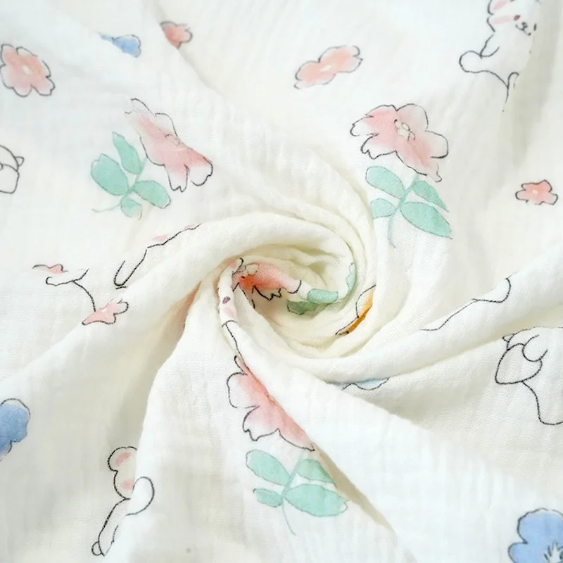 

100x135cm Cute Cartoon-Printed Double Cotton Crepe Baby Clothing Fabric, Wrapped With Saliva Wipes And Pajamas