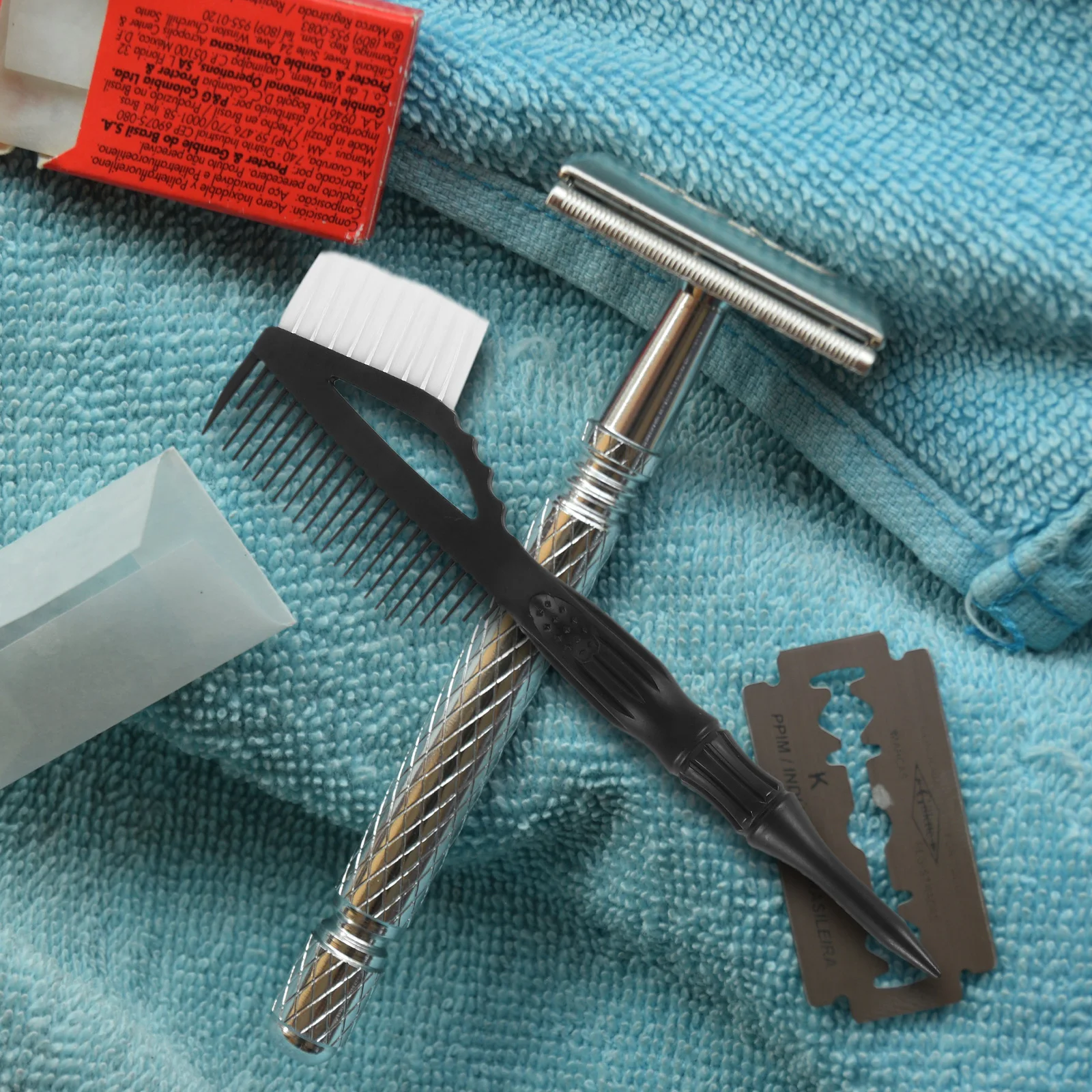 

2Pcs Professional Hair Dye Brush Plastic Coloring Tool Salon Home Use Washable Reusable Easy Clean Highlighting Stylist Must