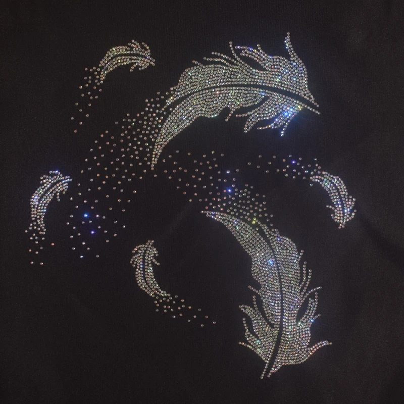 High-quality diamond and creative, shiny feather ironing on T-shirts, sweaters, hoodies and denim clothing accessories