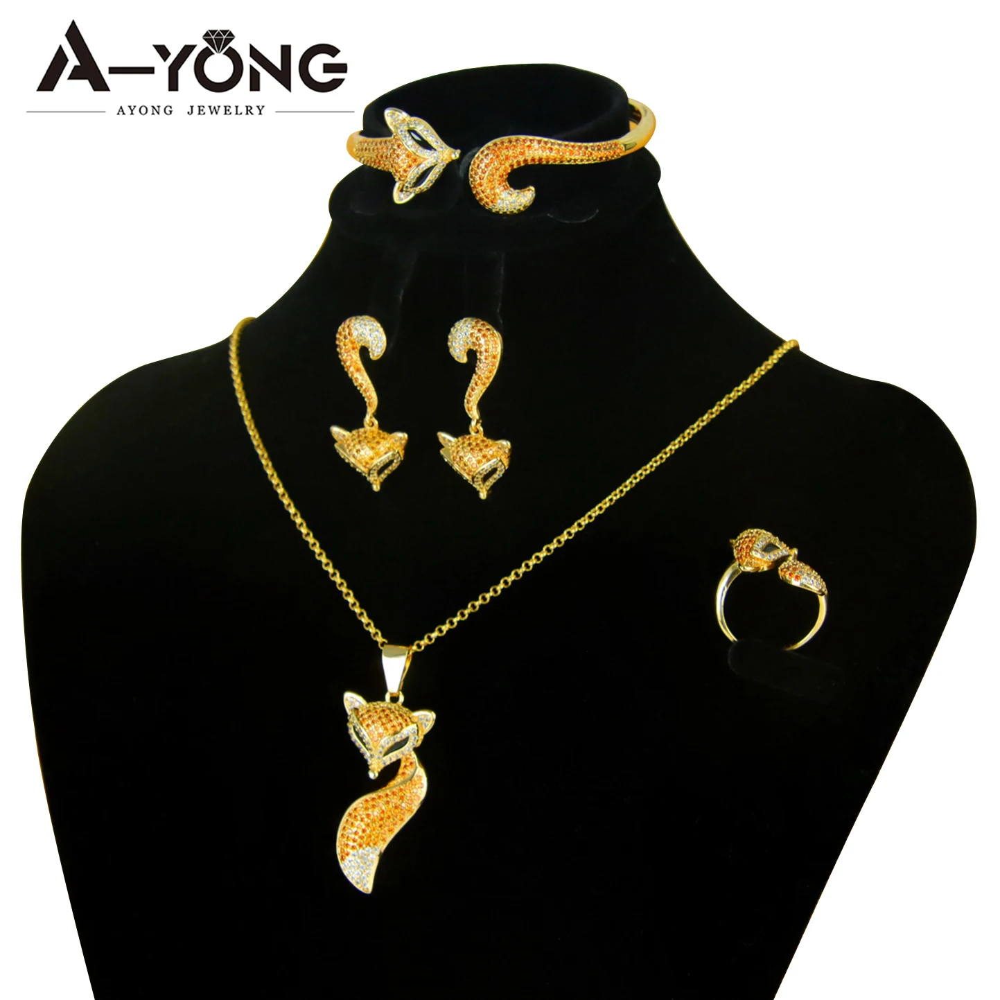 

Gorgeous Original Little Foxes Jewelry Set 21k Gold Plated Luxuriant Multi Color Zirconia Fox Pendant Dubai Exotic Necklace Sets